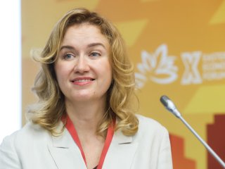 Алина Осьмакова. Источник фото: Валентин Егоршин / фотобанк Росконгресса