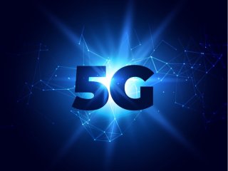 Ученые СГУ разработали специальный материал для устройств связи 5G. Источник изображения: starline / фотобанк Freepik