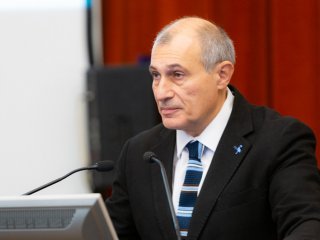Скрининговые технологии в решении проблем комбинаторной химии, биологии и биомедицины. Фото: Иван Бадиков / «Научная Россия»