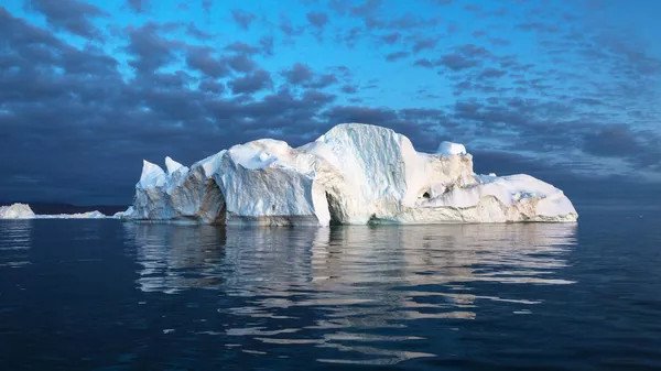 Соленость воды оказалась ключевым фактором замерзания полярных морей