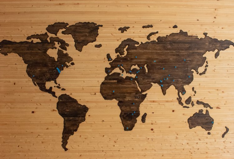 Карта мира. Автор фото: Brett Zeck / Unsplash
