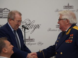 Космическую науку, ядерные двигатели и лунные базы обсудили на заседании президиума РАН. Фото: Никита Ланской / Научная Россия