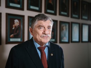 «Академия наук должна стать основным нефинансовым институтом развития страны». Интервью с заместителем президента РАН Владимиром Ивановым. Фото: Ольга Мерзлякова / «Научная Россия»
