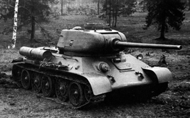 Одной из первых задач института была разработка брони и надежных монолитных литых башен для Т-34