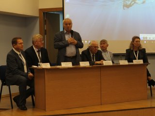В ИПФ РАН прошла конференция по оздоровлению рек…