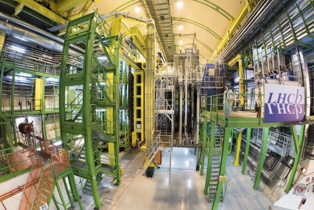 © Фото : Brice, Maximilien: CERN