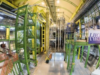 © Фото : Brice, Maximilien: CERN