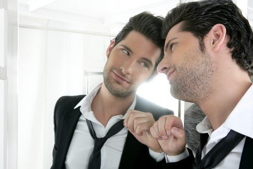 Среди мужчин нарциссизма больше