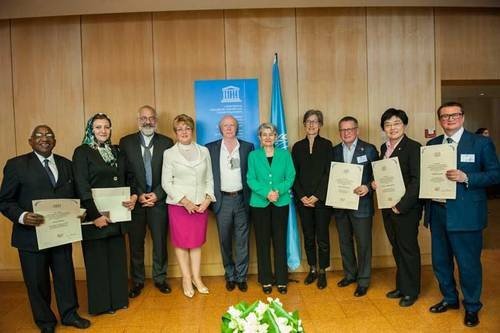 Академик Фортов и другие российские ученые получили премии ЮНЕСКО