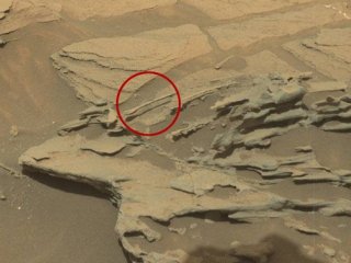Парящая ложка на Марсе: «there is no spoon», отвечает НАСА