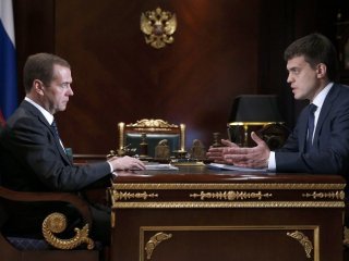 Медведев о реформе РАН: реструктуризации должна быть нужна самим ученым