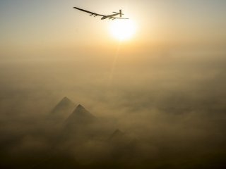 Solar Impulse начал последний перелет кругосветки