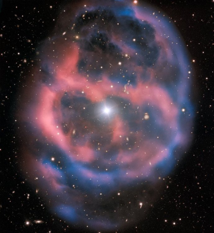 Очень Большой Телескоп ESO сфотографировал «последний вздох» умирающей звезды