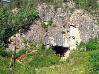 Денисовский человек в Сибирской пещере