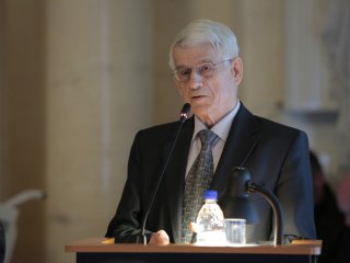 Академия отмечает 90-летие Жореса Алфёрова…