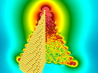 Учёные изучили поведение электромагнитных полей внутри и вовне миниатюрных наночастиц
