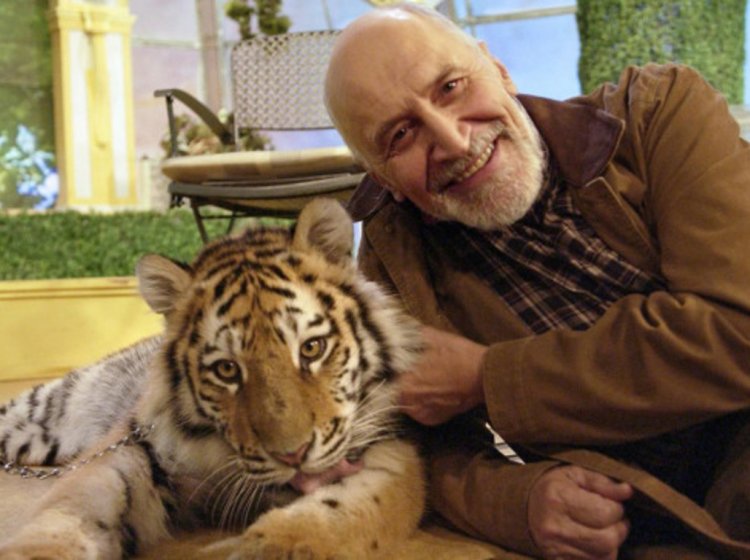 Ведущий Николай Дроздов в студии программы «В мире животных». Источник: ТАСС / Эмиль Матвеев
