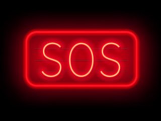 Сигнал SOS. Источник изображения: radistmorze / Фотобанк 123RF