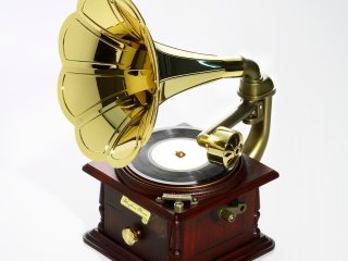 Говорящая труба. Фото: imagehitasia/ru.123rf.com