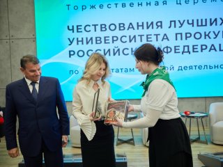 Юбилейный «День влюбленных в науку» памяти Сергея Капицы прошел в Национальном центре «Россия». Фото: Елена Либрик / Научная Россия