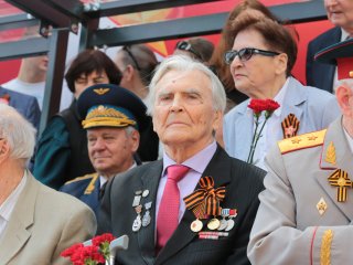 В МГУ почтили память защитников Отечества. Фото: Ольга Мерзлякова / Научная Россия