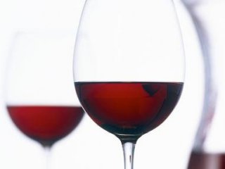 Доказано: красное вино продлевает молодость и защищает от болезней