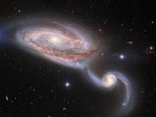 Получено изображение «танцующих» галактик