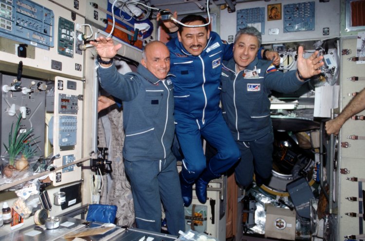 Деннис Тито: первый турист в космосе