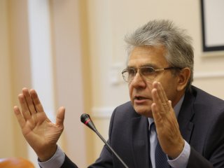 Президент РАН встретится с учеными,…