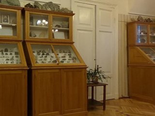СПбГУ открыл виртуальный тур по Минералогическому музею