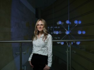 Физик Юлияна Цветинович. Фото: Елена Либрик / «Научная Россия»