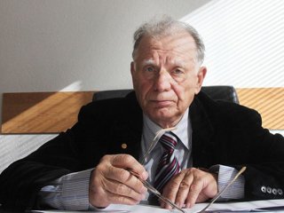 Нобелевский лауреат Жорес Алферов. Архивное фото © РИА Новости / Владимир Федоренко