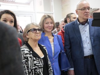 Академику Фортову — 80 лет! В ОИВТ РАН открылась мемориальная доска в память о великом ученом. Фото: Ольга Мерзлякова / Научная Россия