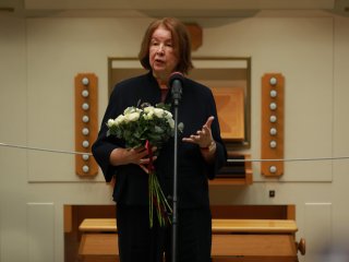 Лауреатов премии OGANESSON–2025 наградили в зале Микеланджело Пушкинского музея. Фото: Николай Малахин / Научная Россия