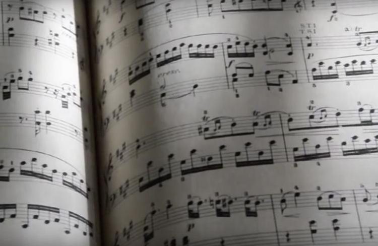 Мозговая активность эпилептиков синхронизируется с музыкой