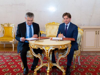 РАН подписала соглашение о сотрудничестве с АО "Трансмашхолдинг"