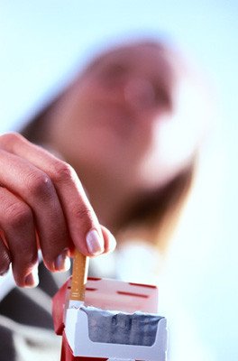 Стало известно, почему некоторым людям сложно бросить курить