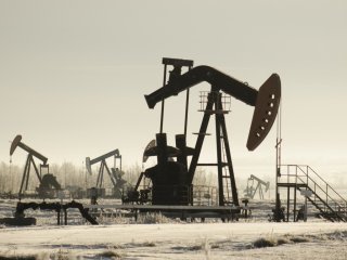 Добыча нефти. Фото: wirestock / фотобанк Freepik