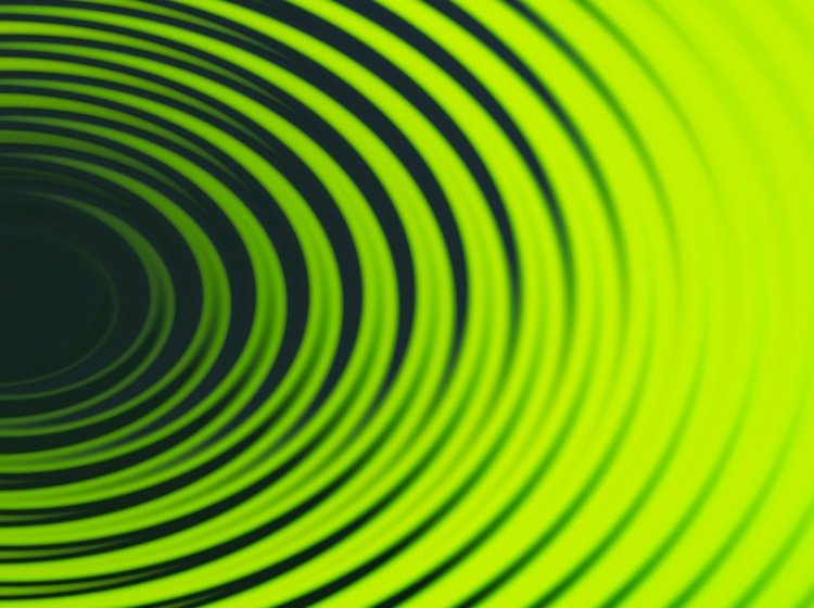 Распространение колебаний. Источник изображения: Mateus Andre / фотобанк Freepik