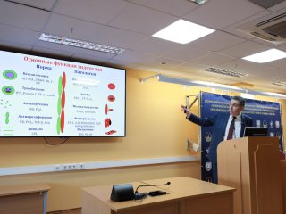 Всероссийская конференция «Безопасность человека как глобальный вызов современности: перспективы применения медицинских газов и газовых смесей». Фото: Елена Либрик / «Научная Россия»