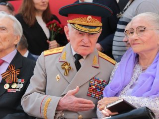 В МГУ почтили память защитников Отечества. Фото: Ольга Мерзлякова / Научная Россия