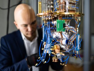 Ведущий научный сотрудник лаборатории искусственных квантовых систем Института квантовых технологий МФТИ Глеб Петрович Федоров. Фото: Анастасия Каплина / пресс-служба МФТИ