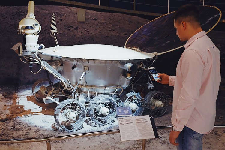Космонавты рассказали о любимых экспонатах московского Музея космонавтики