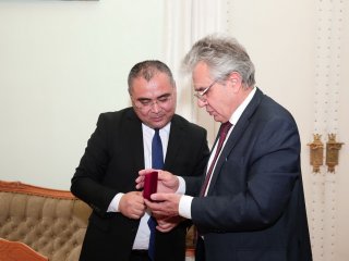 Президент РАН А. М. Сергеев и министр инновационного развития Республики Узбекистан Иброхим Абдурахмонов