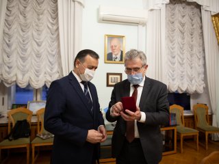Встреча президента РАН и посла Таджикистана в РФ