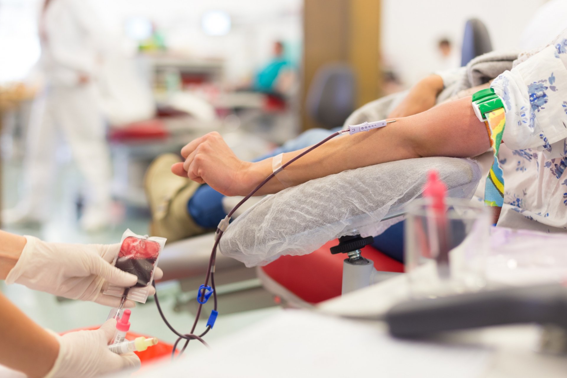 Донорство крови отзывы. Донорство. Переливание крови в современной медицине. Переливание крови в реанимации.
