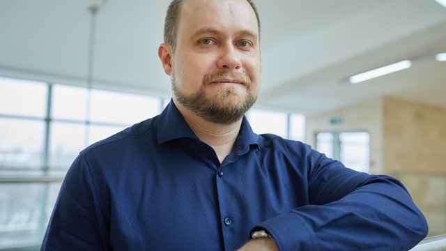 Кликните, чтобы начать просмотр видео