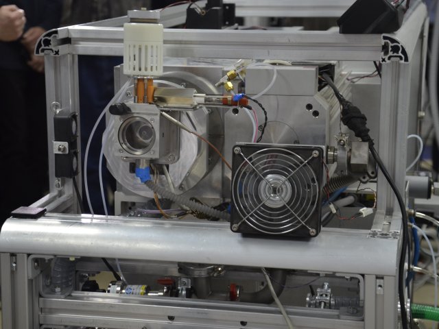 Первый российский масс-спектрометр самого востребованного типа презентовали в НИЯУ МИФИ. Фото: Никита Ланской / Научная Россия