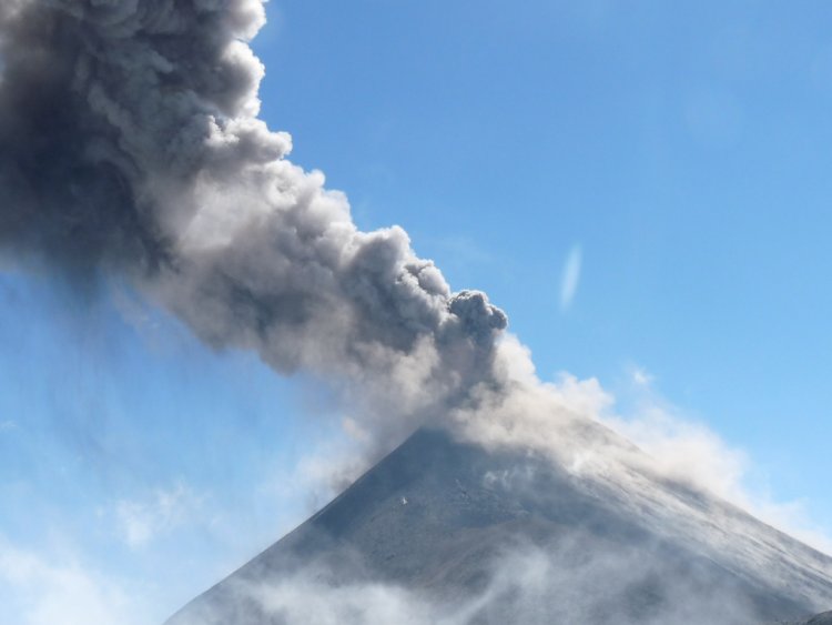 Вулкан Фуэго, Гватемала. Фото из личного архива Олега Мельника