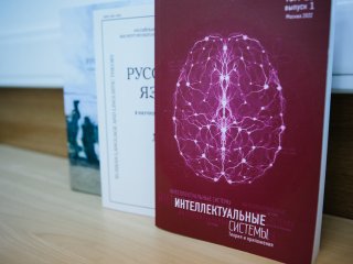 Интервью с доктором филологических наук  П.В. Гращенковым. Фото: Ольга Мерзлякова / «Научная Россия»  